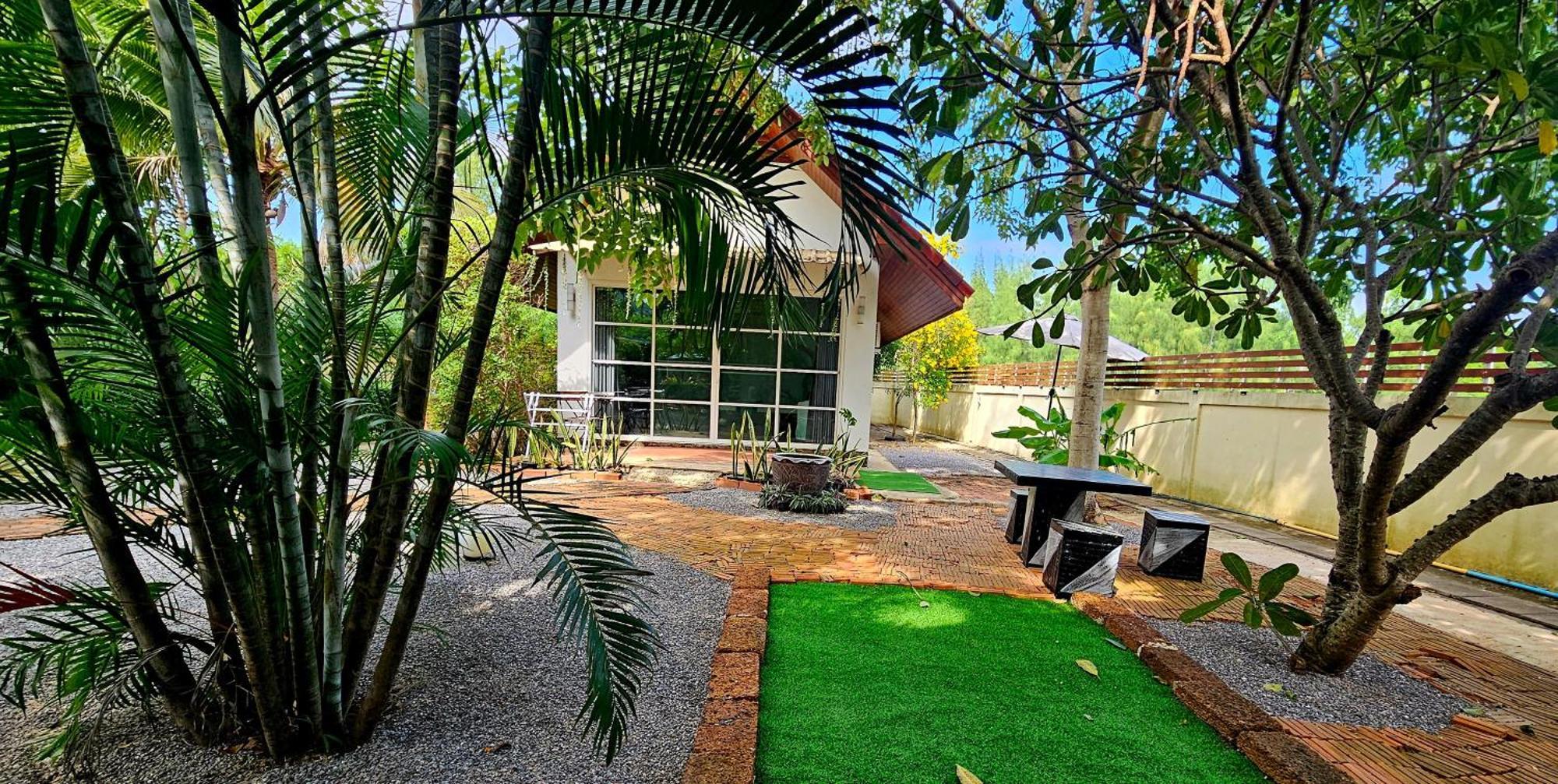 The Hillside Pranburi Resort Exterior photo